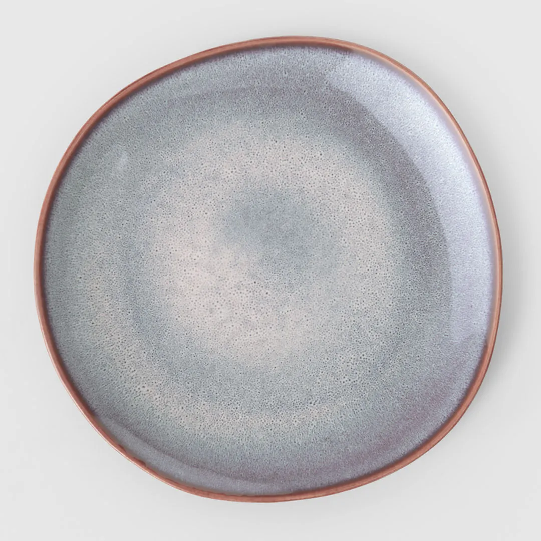 Плоская тарелка