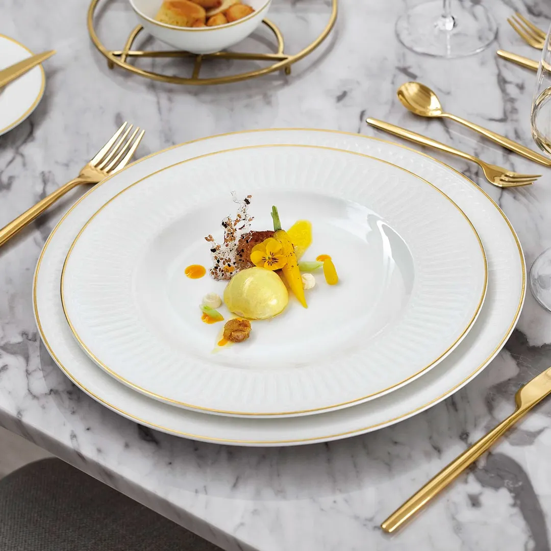 Плоская тарелка