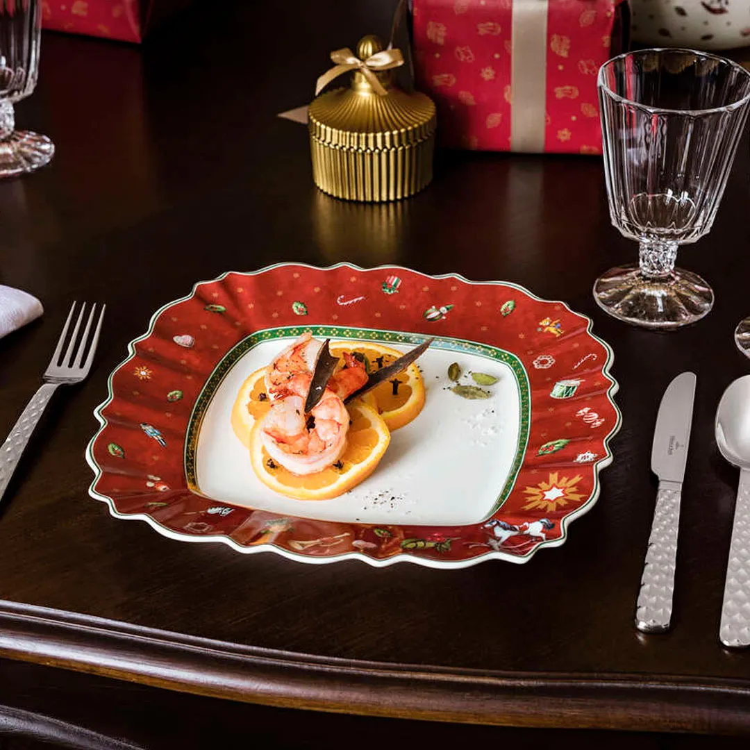 Плоская тарелка квадратная красная