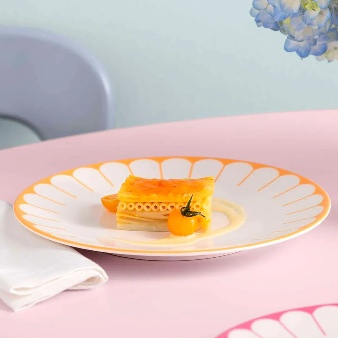 Плоская тарелка