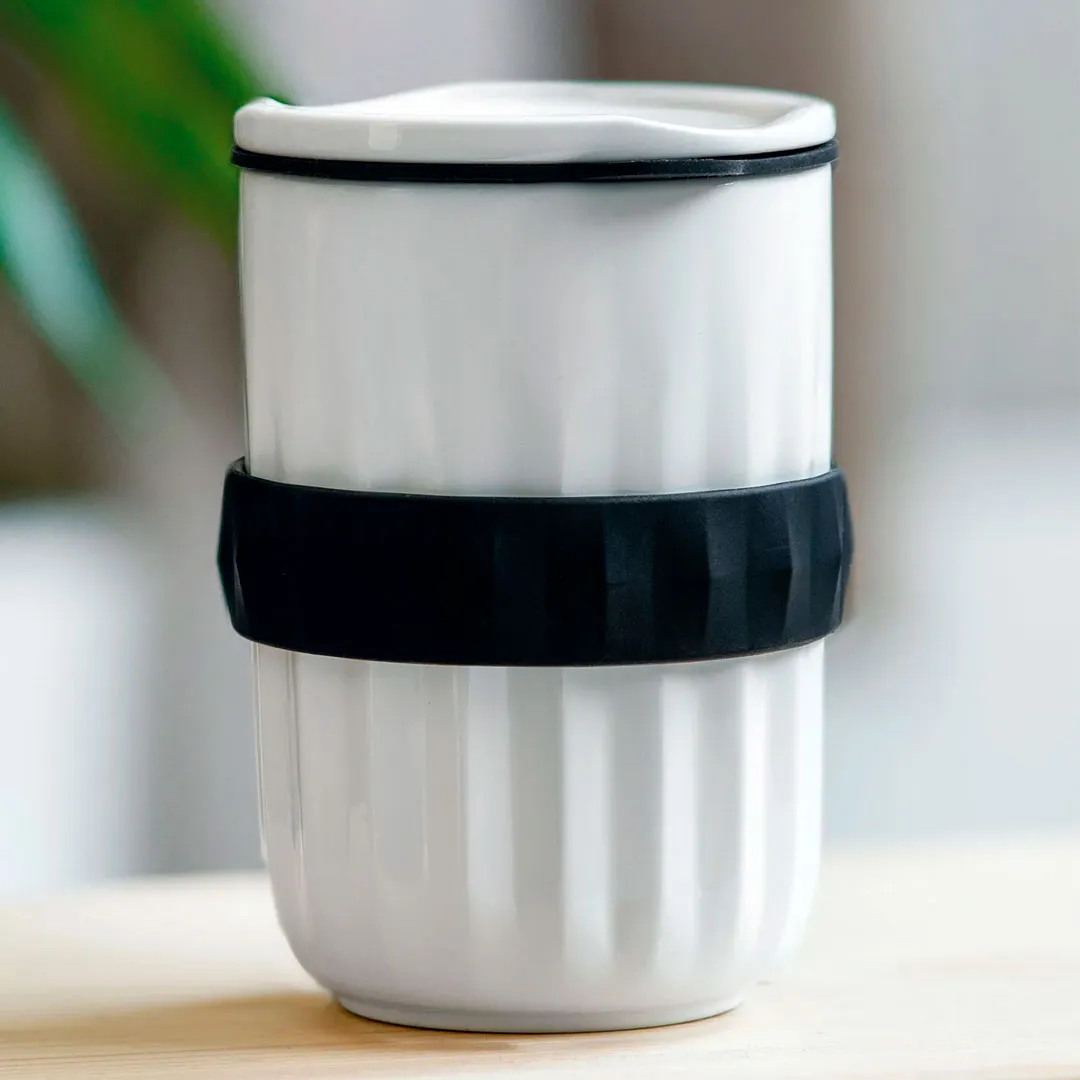 Кружка с крышкой