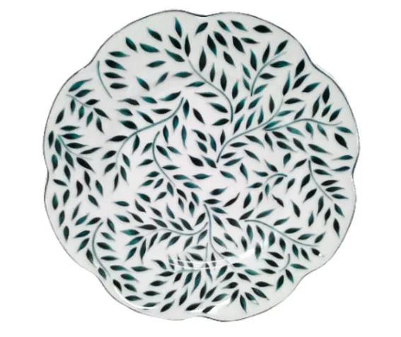 Обеденная тарелка