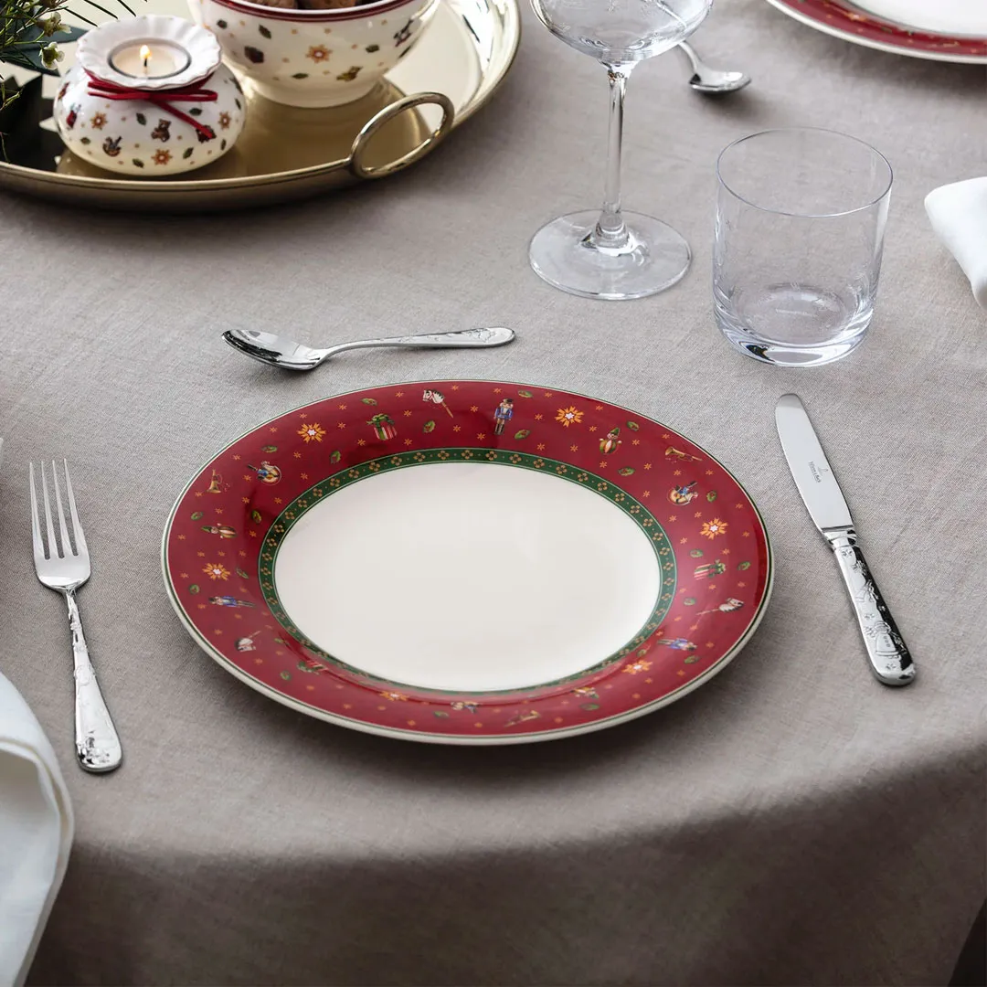 Плоская тарелка красная