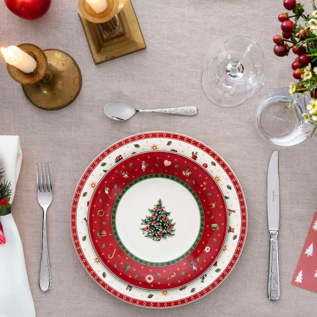 Салатная тарелка  красная