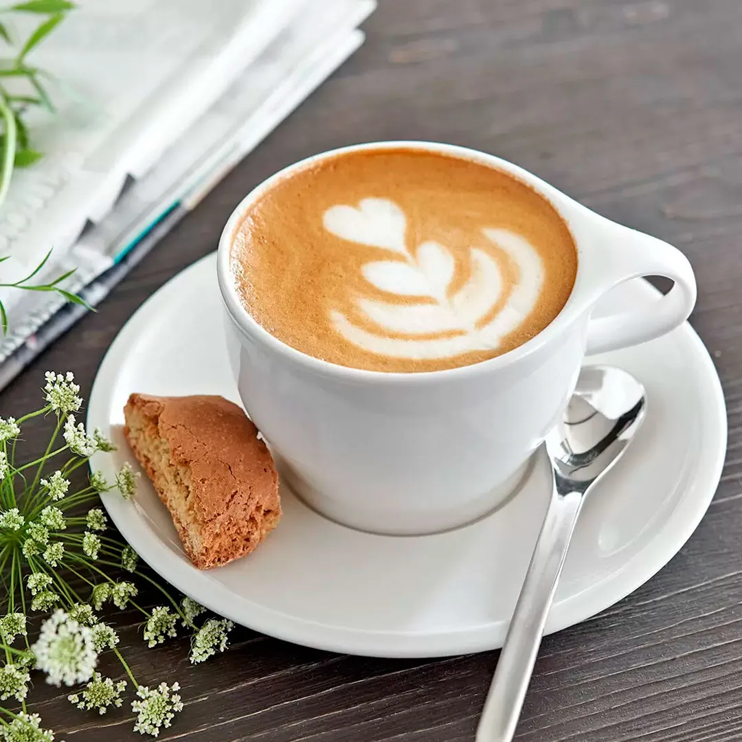 Чашка с блюдцем