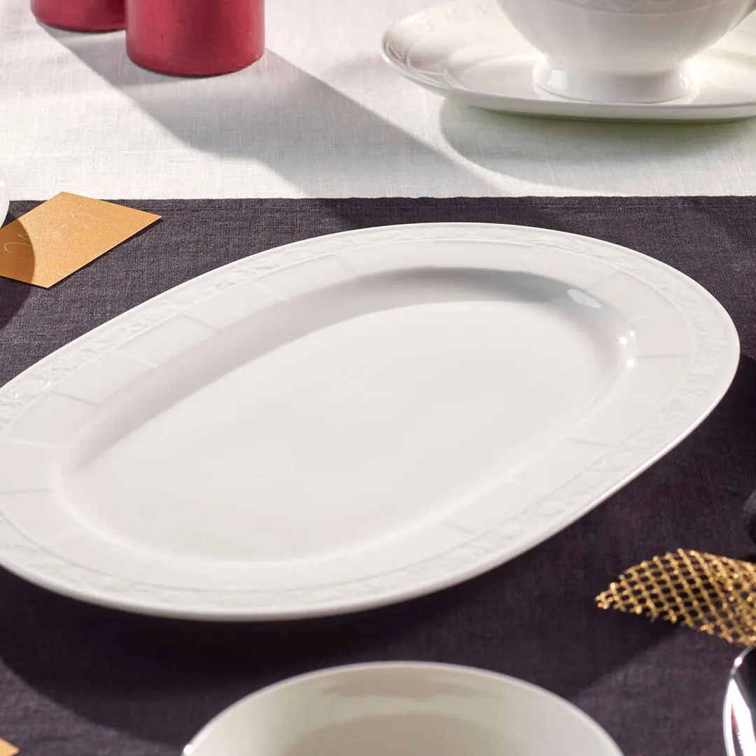 Овальное блюдо