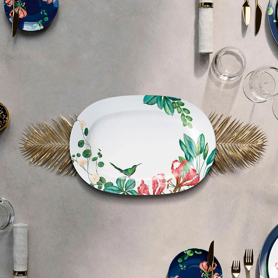 Овальная тарелка